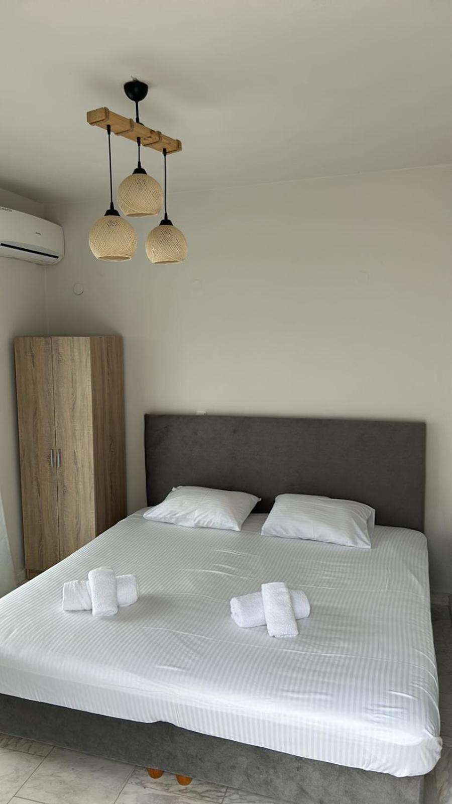 Marele Hills Apartments Néa Fókaia Habitación foto